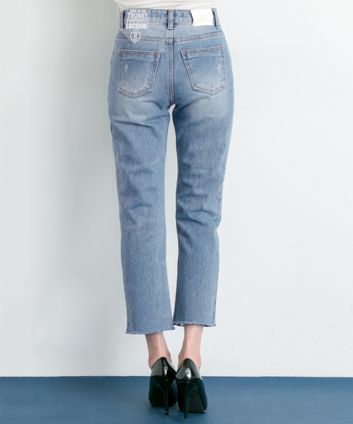 LUC DNM （ラックデニム）の「LUCDNM　STRAIGHT BOYS（デニムパンツ・レディース・ブルー・LARGE/SMALL/MEDIUM）」の5枚目の写真