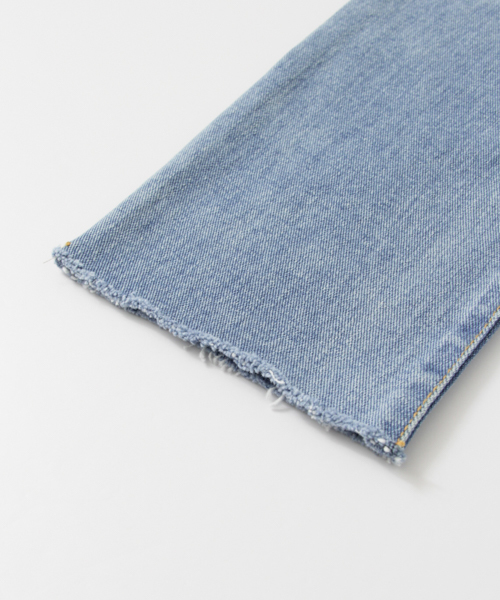 LUC DNM （ラックデニム）の「LUCDNM　STRAIGHT BOYS（デニムパンツ・レディース・ブルー・LARGE/SMALL/MEDIUM）」の17枚目の写真