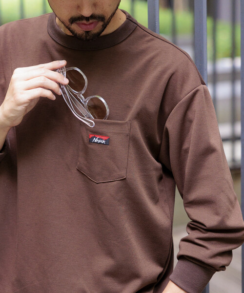 NANGA(ナンガ)の「NANGA/ナンガ 別注 neo-PRO スピンドル ポケット ロングスリーブTシャツ/日本製/遮熱/UVカット/吸水速乾(Tシャツ/カットソー・メンズ・ブラック/チャコールグレー/ブラウン/ホワイト・X-LARGE/SMALL/MEDIUM/LARGE)」の4枚目の写真