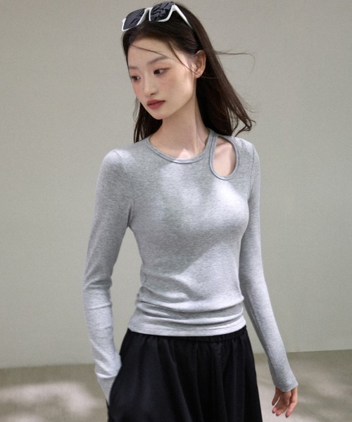 Bifrost(ビフレスト)の「おしゃれカットワークトップスカットソー(Tシャツ/カットソー・レディース・グレー/ホワイト/ブラック・FREE)」の12枚目の写真