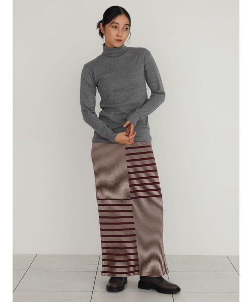 FIKA.(フィーカ)の「Waffle skirt(スカート・レディース・オリーブ/ワインレッド・FREE)」の4枚目の写真