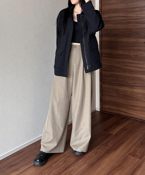 ISOOK(アイスー)の「タックワイドスラックス(chiica select) / バギーパンツ トラウザーズ ロング フルレングス オフィスカジュアル(スラックス・レディース・ブラック/ライトブラウン・FREE)」の17枚目の写真
