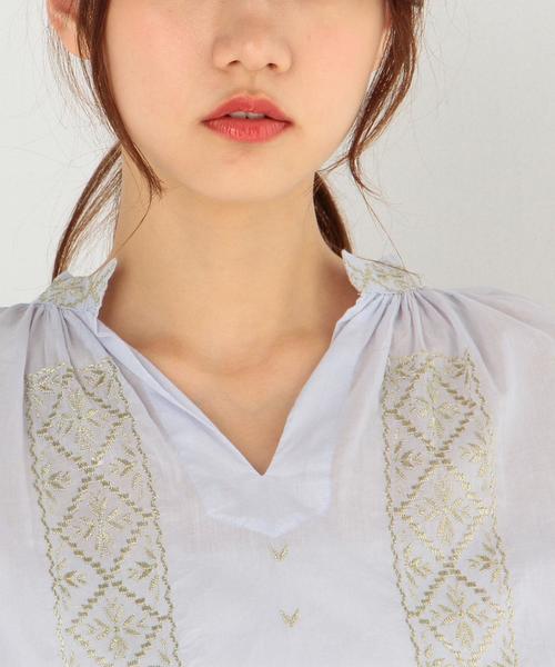 Another Edition（アナザーエディション）の「ne Quittez pas刺繍ロングスリーブブラウス/n/Q/p EMBR LSL PO◆（シャツ/ブラウス・レディース・ホワイト/ライトブルー・フリー）」の6枚目の写真