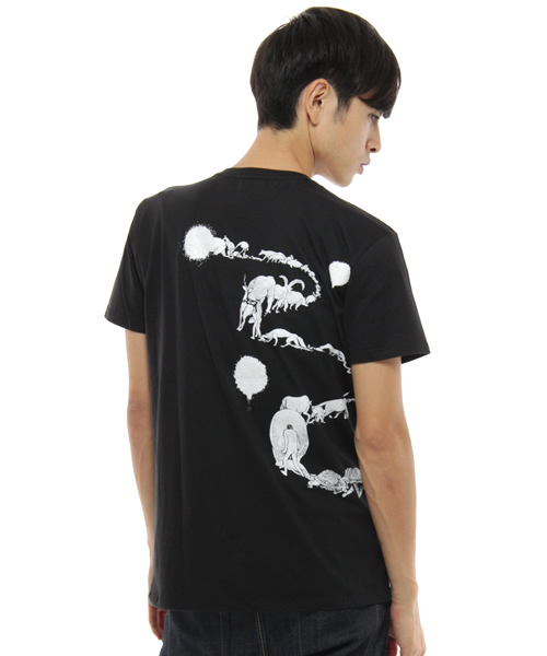 時しらず（トキシラズ）の「HEROISM RINNE TEE（Tシャツ/カットソー・メンズ・ブラック/ダークグレー・MEDIUM/LARGE/SMALL）」の5枚目の写真