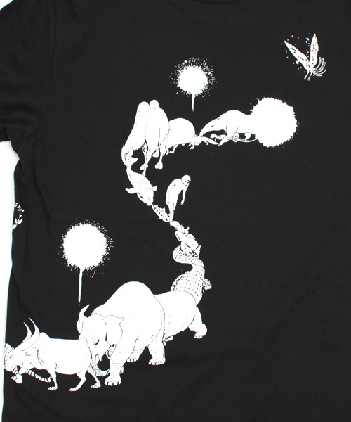 時しらず（トキシラズ）の「HEROISM RINNE TEE（Tシャツ/カットソー・メンズ・ブラック/ダークグレー・MEDIUM/LARGE/SMALL）」の6枚目の写真