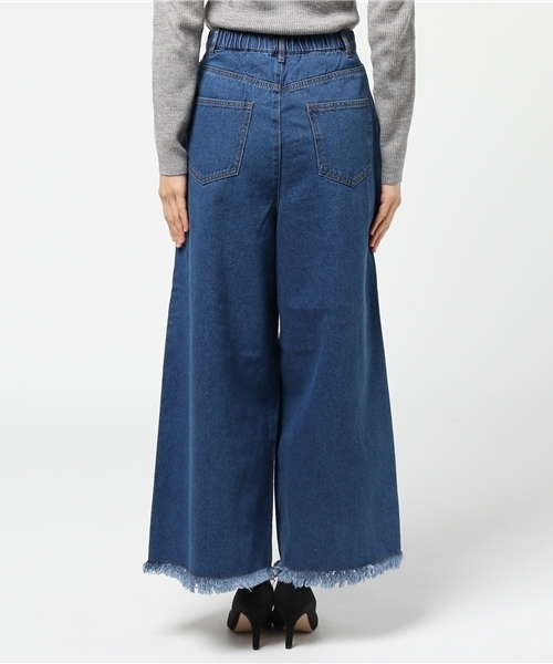 mysty woman（ミスティウーマン）の「10ozデニム裾フリンジワイドパンツ（デニムパンツ・レディース・インディゴブルー/ブルー・FREE）」の5枚目の写真