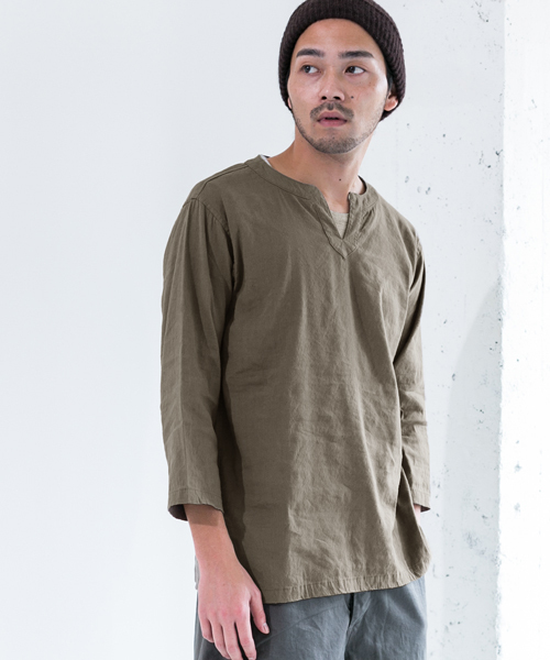 URBAN RESEARCH DOORS MENS（アーバンリサーチ ドアーズ メンズ）の「DOORS ストレッチリネンスキッパーシャツ（シャツ/ブラウス・メンズ・ネイビー/グレイッシュベージュ/オフホワイト・38/40）」の19枚目の写真