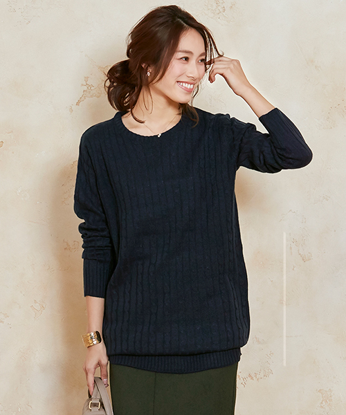 Pierrot（ピエロ）の「ケーブル編みニットチュニック（ニット/セーター・レディース・ネイビー/アイボリー/ブラウン/杢グレー・M）」の4枚目の写真