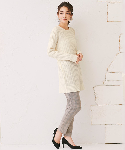 Pierrot（ピエロ）の「ケーブル編みニットチュニック（ニット/セーター・レディース・ネイビー/アイボリー/ブラウン/杢グレー・M）」の7枚目の写真