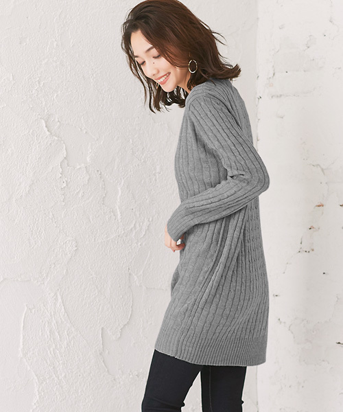 Pierrot（ピエロ）の「ケーブル編みニットチュニック（ニット/セーター・レディース・ネイビー/アイボリー/ブラウン/杢グレー・M）」の5枚目の写真