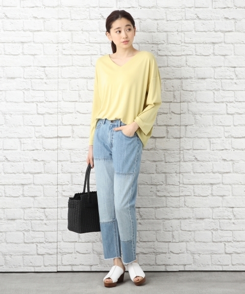 LEPSIM（レプシィム）の「バックフハクタックVネックプルオーバー　741751（Tシャツ/カットソー・レディース・ブラック/グレイッシュベージュ/イエロー/オフホワイト・FREE）」の12枚目の写真