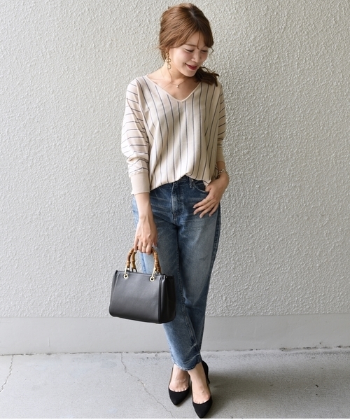 SHIPS（シップス）の「ウールシルクドルマン　ストライプ◇（Tシャツ/カットソー・レディース・オフホワイト/ベージュ/パープル・ONE SIZE）」の12枚目の写真