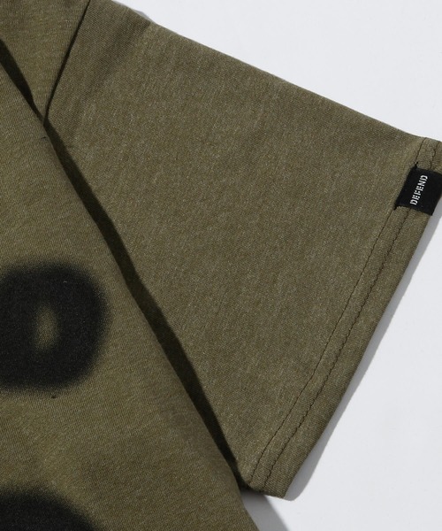 DEFEND PARIS（ディフェンド パリス）の「DEFEND PARIS(ディフェンド パリス)TEO  半袖Tシャツ（Tシャツ/カットソー・メンズ・ブラック/ホワイト/マルチ・X-LARGE/LARGE/MEDIUM）」の6枚目の写真