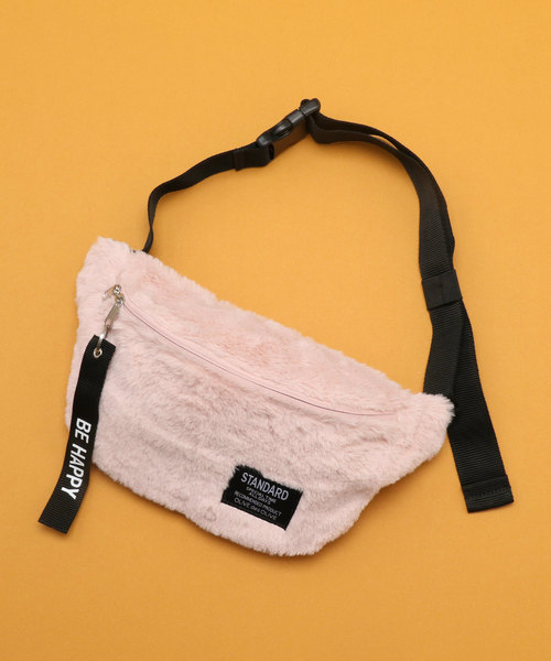 OLIVE des OLIVE（オリーブデオリーブ）の「[再入荷決定!] ファーボディバッグ（ボディバッグ/ウエストポーチ・レディース・オフホワイト/ピンク/グレー/その他・FREE）」の4枚目の写真
