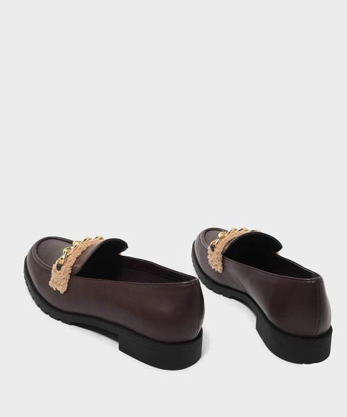 CHARLES & KEITH（チャールズ & キース）の「チェーンディテールローファー / CHAIN DETAIL LOAFERS（ローファー・レディース・ブラック/ダークブラウン・22.5cm/23cm/23.5cm/24.5cm/25cm/25.5cm）」の11枚目の写真