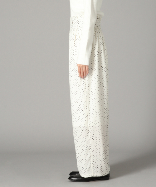 LOWRYS FARM（ローリーズファーム）の「ドットハイウエストパンツ　824893（その他パンツ・レディース・アイボリー/ブラック・FREE）」の8枚目の写真
