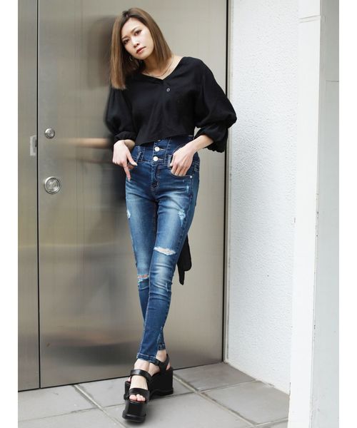 EMODA（エモダ）の「バルキースリーブシャツトップ（シャツ/ブラウス・レディース・ブラック/その他/ホワイト・FREE）」の14枚目の写真