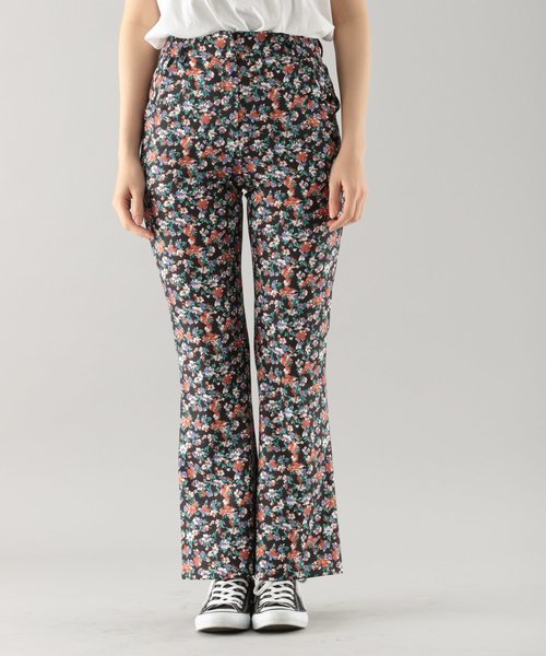 PAGEBOY（ページボーイ）の「花柄フレアパンツ（その他パンツ・レディース・ブラック/ダークブラウン・SMALL/MEDIUM）」の17枚目の写真