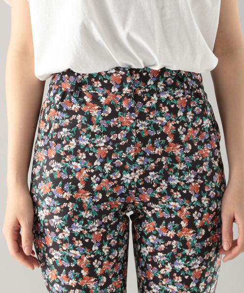 PAGEBOY（ページボーイ）の「花柄フレアパンツ（その他パンツ・レディース・ブラック/ダークブラウン・SMALL/MEDIUM）」の14枚目の写真