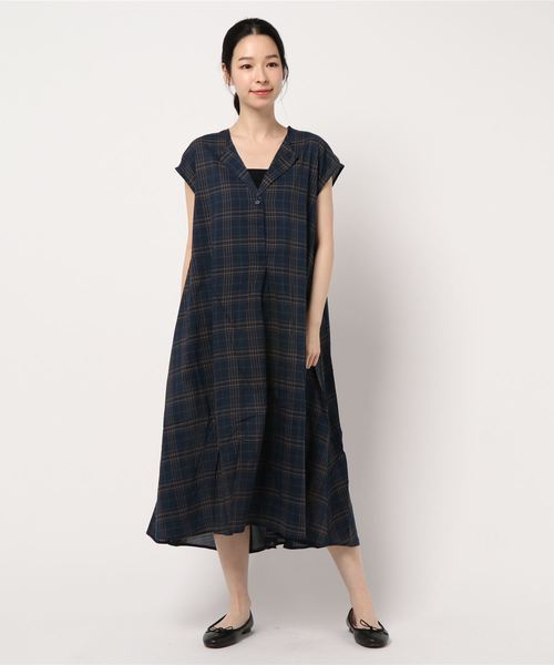 AMERICAN HOLIC(アメリカンホリック)の「newフレアノースリーブワンピ*(ワンピース・レディース・その他5/ベージュ/ブルー系その他5・FREE)」の2枚目の写真