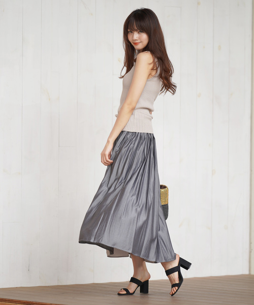 rps(アールピーエス)の「ノースリーブリブニットプルオーバー(タンクトップ・レディース・ブラック/オフホワイト/グリーン/ラベンダー/グレイッシュベージュ・M)」の14枚目の写真