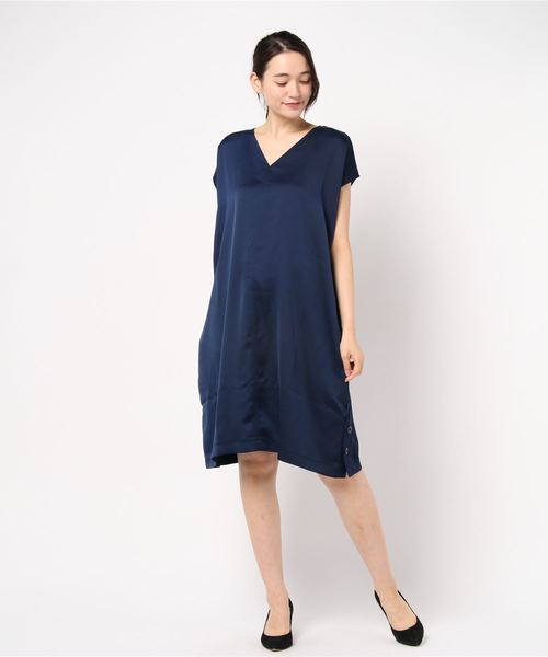 Vネックコクーンドレス ワンピース ワンピース Sheltter Sheltter ワンピース セール Original シェルター オリジナル のファッション