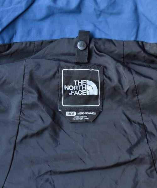 THE NORTH FACE（ザノースフェイス）の「【ヴィンテージ古着】THE NORTH FACE/ザ ノースフェイス "HyVENT" フード付きナイロンジャケット（ナイロンジャケット・メンズ・ブルー・MEDIUM）」の8枚目の写真