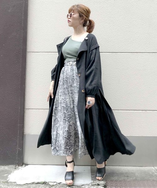 archives(アルシーヴ)の「2way袖ギャザーワンピース(ワンピース・レディース・ブラック/ベージュ/ピンク・MEDIUM)」の5枚目の写真