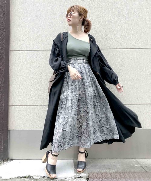 archives(アルシーヴ)の「2way袖ギャザーワンピース(ワンピース・レディース・ブラック/ベージュ/ピンク・MEDIUM)」の6枚目の写真