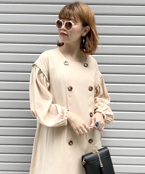 archives(アルシーヴ)の「2way袖ギャザーワンピース(ワンピース・レディース・ブラック/ベージュ/ピンク・MEDIUM)」の16枚目の写真