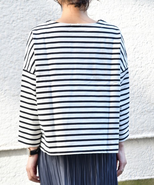 Ambre Neige（アンブルネージュ）の「ボーダーカットソー／ボーダートップス／カットソー／【WEB/EC限定商品】（Tシャツ/カットソー・レディース・ブラック/ネイビー/オフホワイト・FREE）」の11枚目の写真
