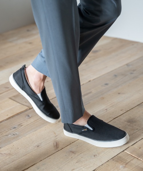 GLOBAL WORK(グローバルワーク)の「CORDURA スリッポン-SS2/875076(スリッポン・メンズ・ライトグレー/ブラック/ベージュ・MEDIUM/LARGE/X-LARGE/SMALL)」の2枚目の写真