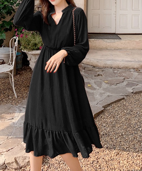 Grandeir(グランディール)の「シアースリーブ Vネック ミモレ丈 ワンピース(ワンピース・レディース・ブラック/ベージュ/オレンジ・M)」の17枚目の写真