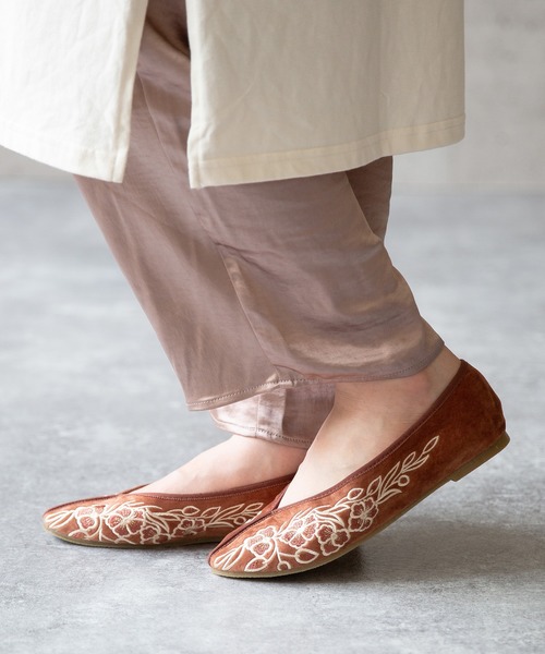 menue（メヌエ）の「チャイナシューズ／台湾シューズ（バレエシューズ・レディース・ブラック/グレー/ライトグリーン/ライトブラウン/ブラウン/ブラック系その他/ホワイト/ピンク・22.5cm/23.5cm/24.5cm/23.0cm/24.0cm/25.0cm）」の18枚目の写真