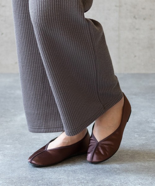 menue（メヌエ）の「チャイナシューズ／台湾シューズ（バレエシューズ・レディース・ブラック/グレー/ライトグリーン/ライトブラウン/ブラウン/ブラック系その他/ホワイト/ピンク・22.5cm/23.5cm/24.5cm/23.0cm/24.0cm/25.0cm）」の21枚目の写真