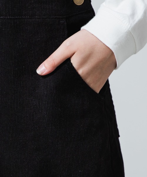 WEGO(ウィゴー)の「WEGO/コーデュロイジャンパースカート(ジャンパースカート・レディース・ブラック/ブラウン/アイボリー・SMALL/MEDIUM)」の21枚目の写真