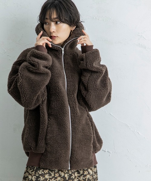 CIENA（シエナ）の「【CIENA】ビックシルエットムートンボアブルゾン（ブルゾン・レディース・ベージュ/ブラウン/アイボリー・FREE）」の3枚目の写真