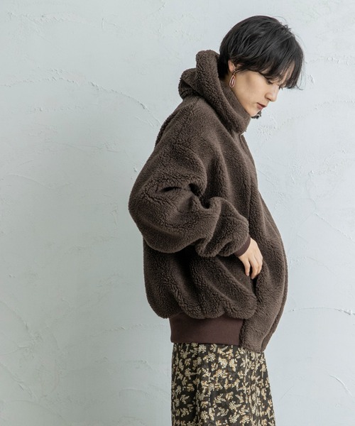 CIENA（シエナ）の「【CIENA】ビックシルエットムートンボアブルゾン（ブルゾン・レディース・ベージュ/ブラウン/アイボリー・FREE）」の5枚目の写真