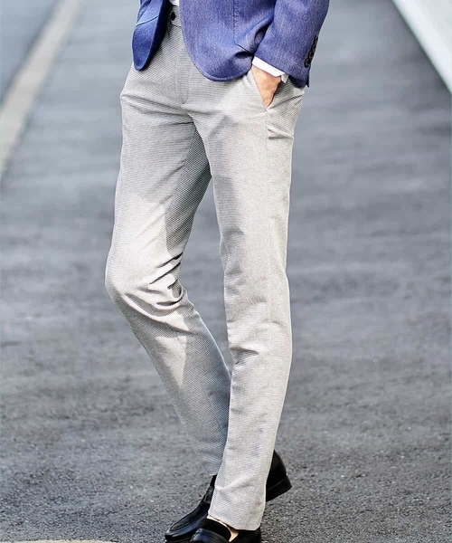 MICHEL KLEIN HOMME (ミッシェルクランオム)の「【洗える】パンツ(カラミハウンドツース)(その他パンツ・メンズ・ライトグレー/ネイビー・46/48/51)」の1枚目の写真