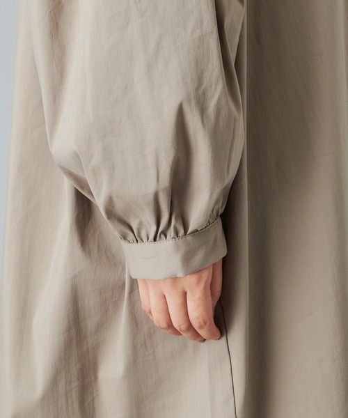 PUAL CE CIN（ピュアルセシン）の「Ｖネックワンピース（ワンピース・レディース・カーキ/グリーン/グレイッシュベージュ/ブラック・FREE）」の21枚目の写真