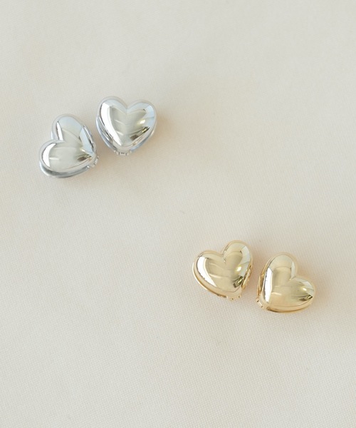 flowriri（フロウリリ）の「flowriri petit heart pierce（ピアス（両耳用）・レディース・シルバー/ゴールド・FREE）」の4枚目の写真