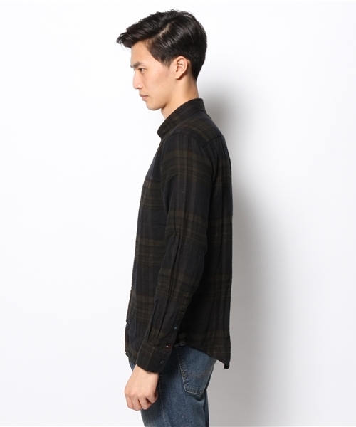 TOMMY HILFIGER（トミーヒルフィガー）の「MOON OVERDYE CHECK SHIRT NF（シャツ/ブラウス・メンズ・ブラウン・SMALL/LARGE/MEDIUM/X-LARGE）」の2枚目の写真