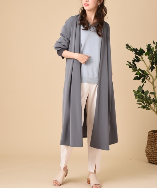 INTERPLANET(インタープラネット)の「シェリーサテン袖口リブコート(ノーカラーコート・レディース・ベージュ/チャコールグレー/グレイッシュベージュ・FREE)」の2枚目の写真