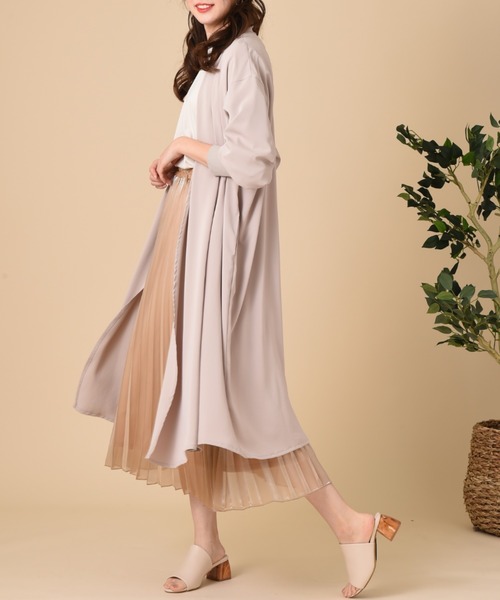 INTERPLANET(インタープラネット)の「シェリーサテン袖口リブコート(ノーカラーコート・レディース・ベージュ/チャコールグレー/グレイッシュベージュ・FREE)」の8枚目の写真