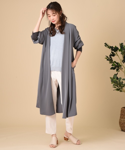 INTERPLANET(インタープラネット)の「シェリーサテン袖口リブコート(ノーカラーコート・レディース・ベージュ/チャコールグレー/グレイッシュベージュ・FREE)」の19枚目の写真