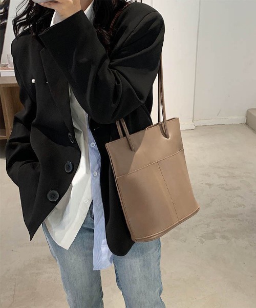 TABI PAL（タビパル）の「2021新作　柔らかく　バケツトートバッグ（ショルダーバッグ・レディース・ブラウン系その他/ベージュ/ブラック/ブラウン・FREE）」の4枚目の写真