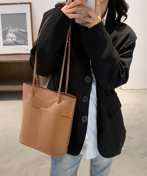 TABI PAL（タビパル）の「2021新作　柔らかく　バケツトートバッグ（ショルダーバッグ・レディース・ブラウン系その他/ベージュ/ブラック/ブラウン・FREE）」の8枚目の写真