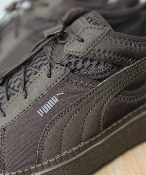 PUMA（プーマ）の「PUMA PLATFORM TRACE LITE MULE / プーマ プラットフォーム トレース ライト ミュール（スニーカー・レディース・ブラック/ホワイト・23.5cm/24.0cm/24.5cm/22.5cm/22.0cm/25.0cm/23.0cm）」の8枚目の写真