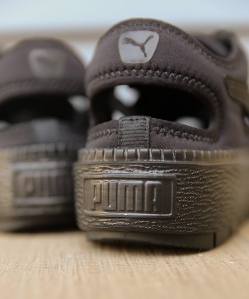 PUMA（プーマ）の「PUMA PLATFORM TRACE LITE MULE / プーマ プラットフォーム トレース ライト ミュール（スニーカー・レディース・ブラック/ホワイト・23.5cm/24.0cm/24.5cm/22.5cm/22.0cm/25.0cm/23.0cm）」の9枚目の写真