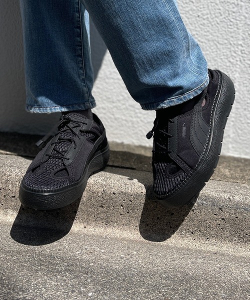 PUMA（プーマ）の「PUMA PLATFORM TRACE LITE MULE / プーマ プラットフォーム トレース ライト ミュール（スニーカー・レディース・ブラック/ホワイト・23.5cm/24.0cm/24.5cm/22.5cm/22.0cm/25.0cm/23.0cm）」の21枚目の写真